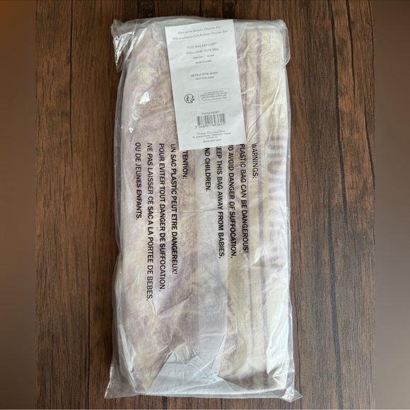 Dior Raffia Shopping Tote - Picture 4 of 5